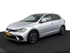 Volkswagen Polo - 1.0 TSI 95Pk Life Edition Polo 1.0 TSI Life Edition/ Virtual / Car-Play / Camera