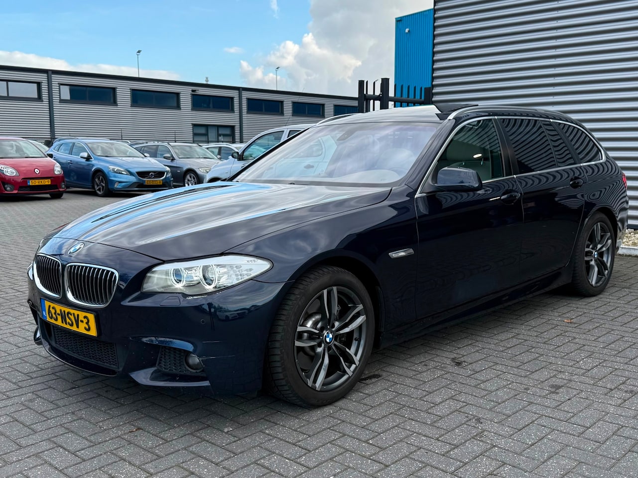 BMW 5-serie Touring - 528i High Executive 528i High Executive - AutoWereld.nl