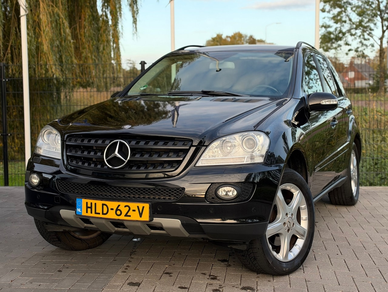 Mercedes-Benz M-klasse - 350 AUT / CLIMA / CRUISE / PDC / TREKHAAK - AutoWereld.nl