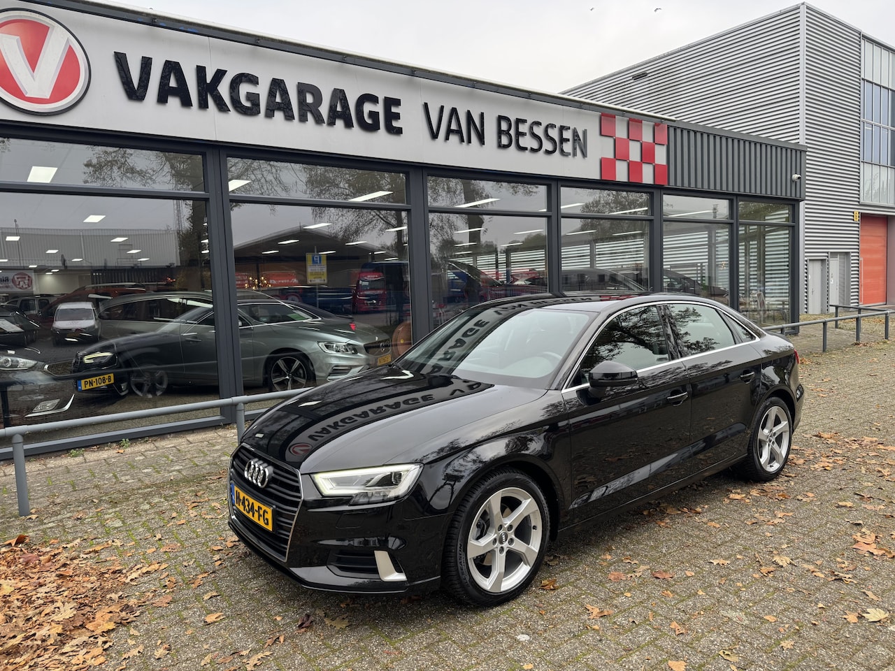 Audi A3 Limousine - 30 TFSI Sport Lease Edition AUTOMAAT-CLIMA-PDC - AutoWereld.nl