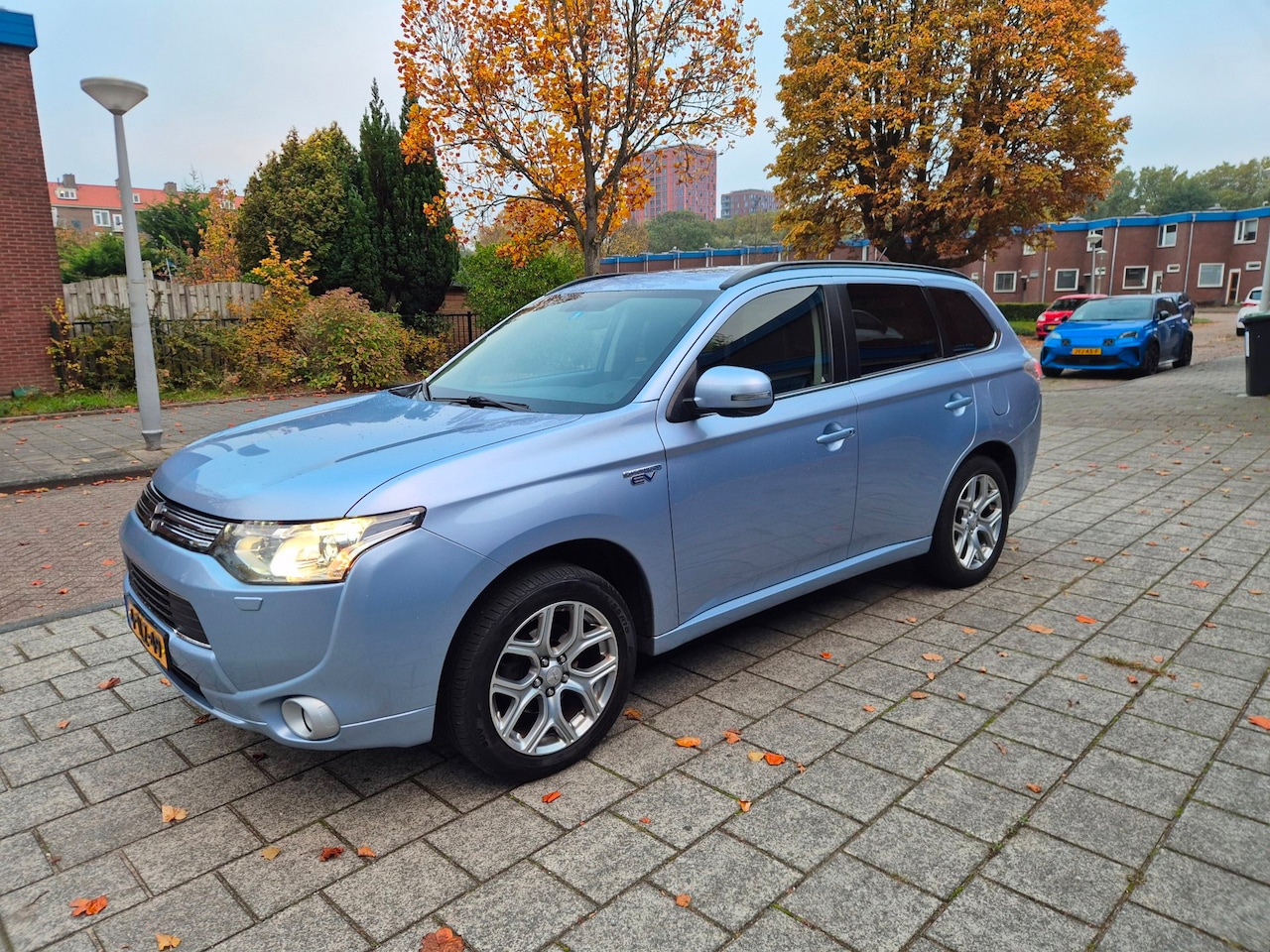 Mitsubishi Outlander - 2.0 PHEV instyle 2.0 PHEV Instyle - AutoWereld.nl