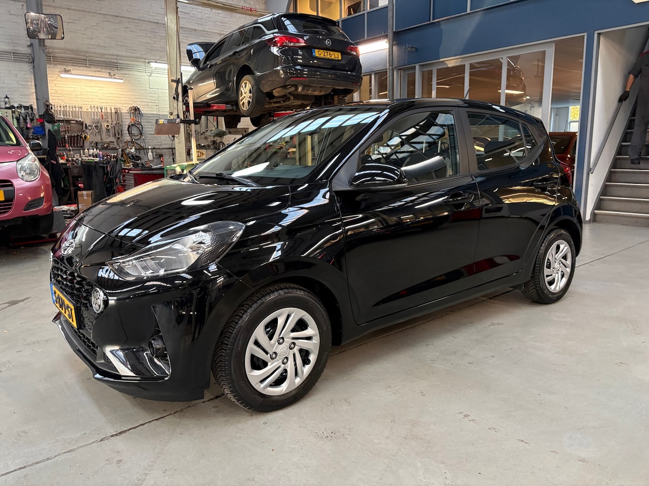 Hyundai i10 - 1.0 Comfort Apple carplay / Android auto | Airco | All season banden | NAP | Rijklaar prij - AutoWereld.nl