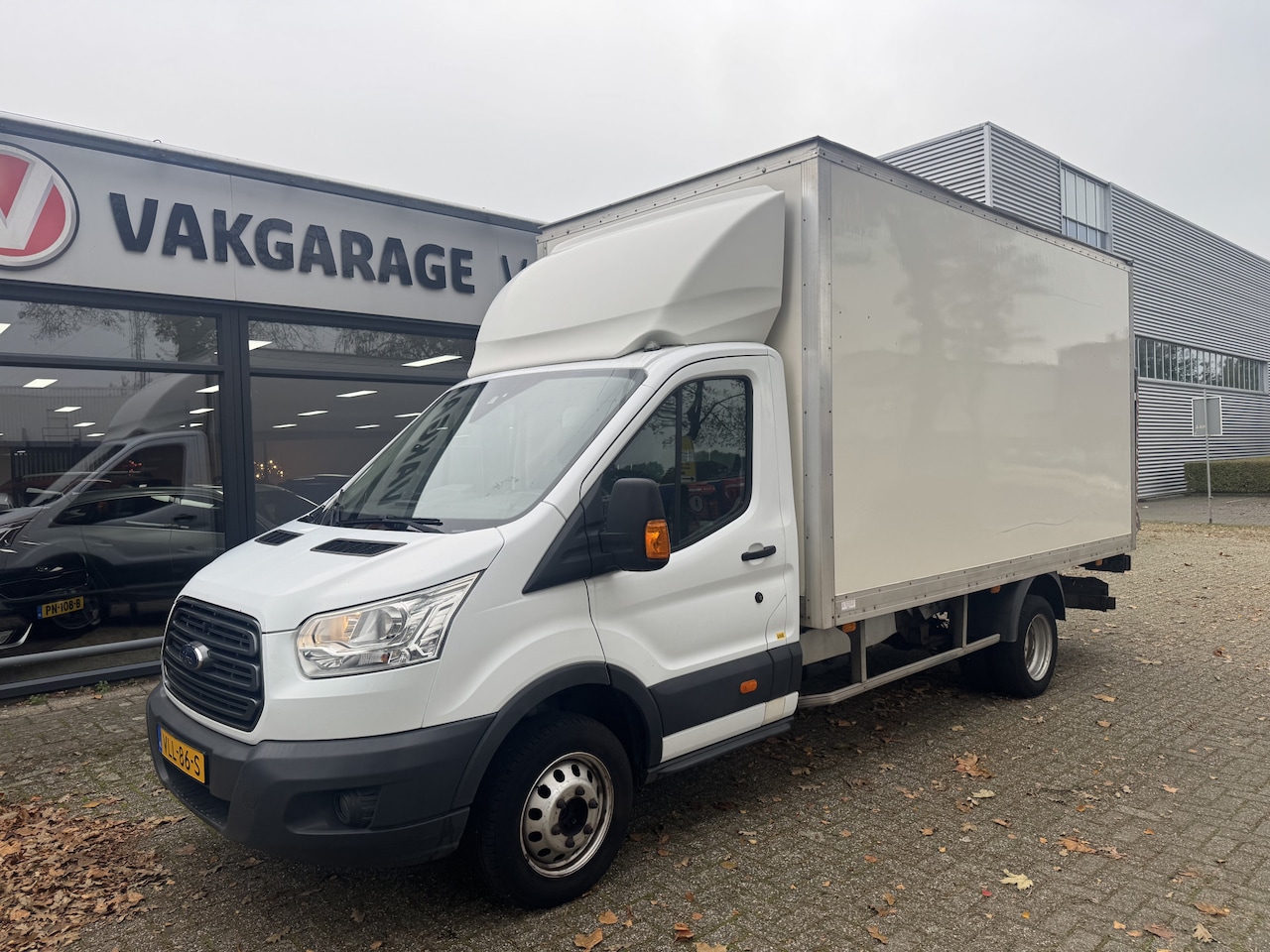 Ford Transit - 350 2.0 TDCI L4H1 Trend LAADKLEP-DUBBEL LUCHT-AIRCO - AutoWereld.nl