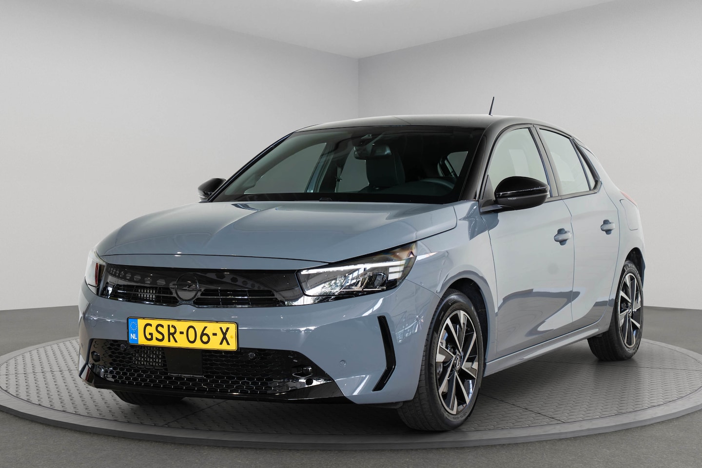 Opel Corsa - 1.2 Turbo Hybrid GS | Camera | Parkeersensoren | Apple Carplay & Android Auto | Dodehoek D - AutoWereld.nl