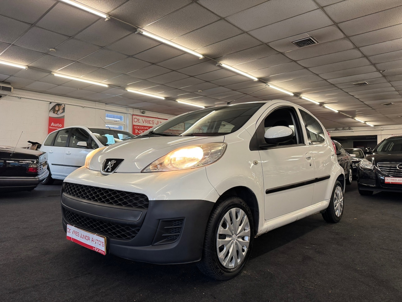 Peugeot 107 - 1.0-12V XS 1.0-12V XS. 5-drs, carplay, nieuwe apk en meer! - AutoWereld.nl
