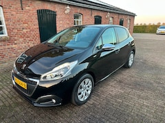 Peugeot 208 - 1.2 PureTech Urban Soul , navigatie en nieuwe distibutie