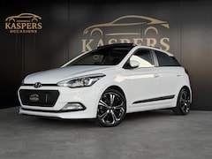 Hyundai i20 - 1.4i Style |Airco|Pano|Stoel + stuur verwarm|