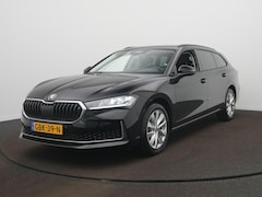 Skoda Superb Combi - First Edition 1.5 TSI 150PK | Camera | Trekhaak | ACC | Navi | Stoelverwarming | Side Assi