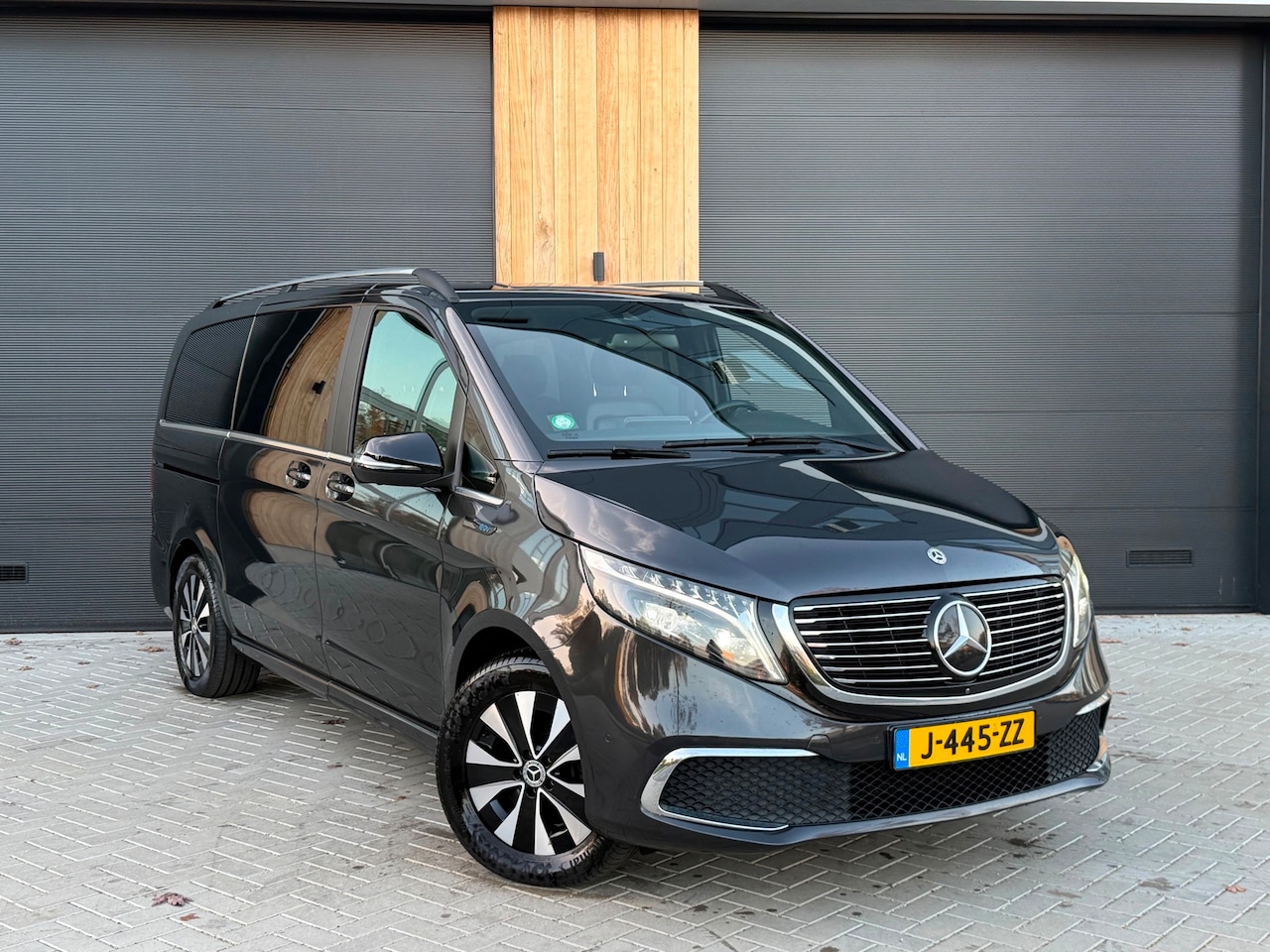 Mercedes-Benz EQV - 300 L2 Business Limited 90 kWh 8-PERS (bj Dec-2020) MARGE|ELEK.SCHUIFDEUREN - AutoWereld.nl