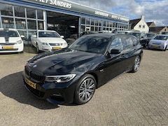 BMW 3-serie Touring - 320e I M-Sport pakket I Laser Light I Verw. stuur/stoelen I 360 Camera I
