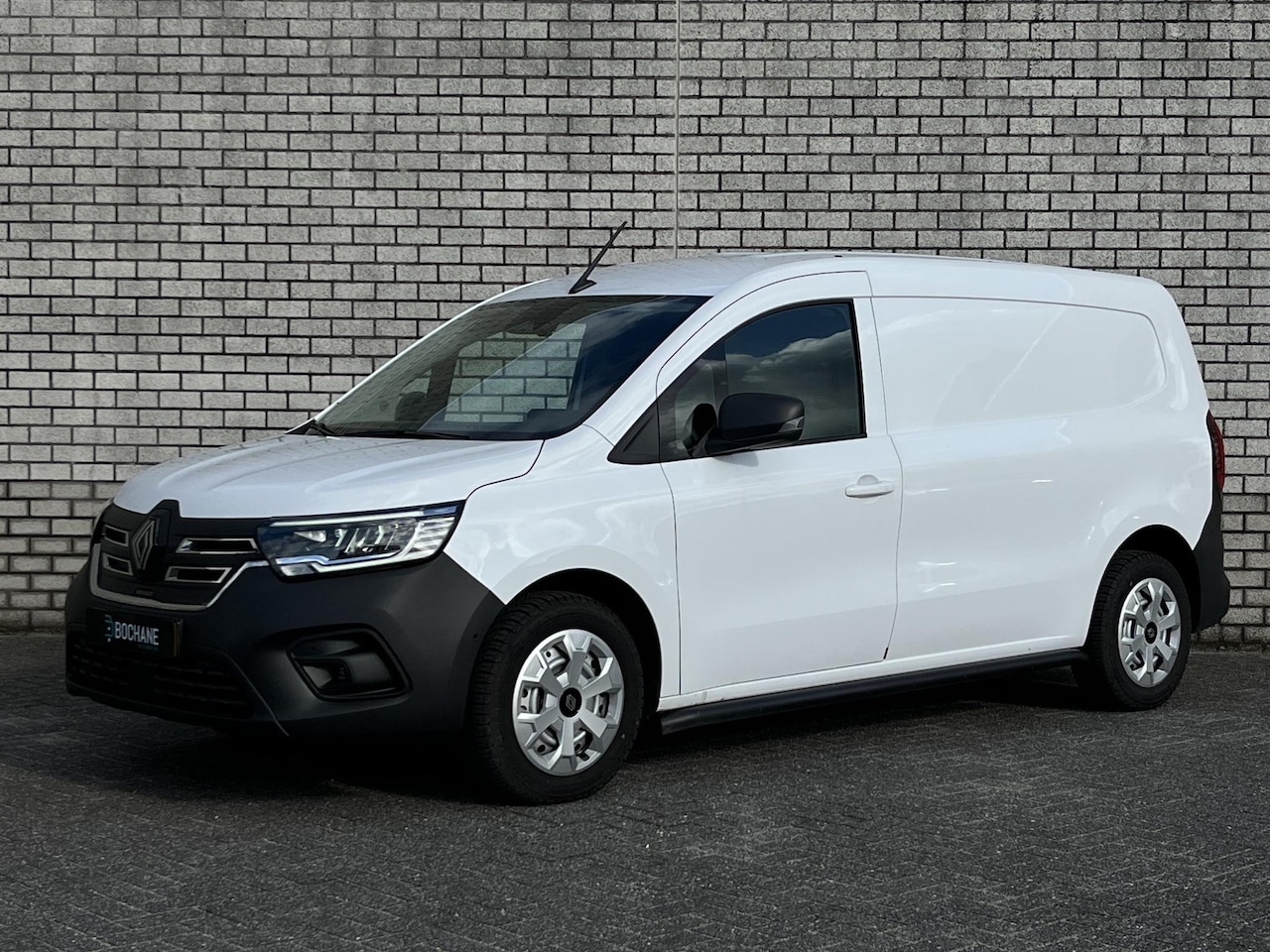 Renault Kangoo E-Tech - L2 Advance 44 kWh | SOH 99% | Afneembare Trekhaak |  Stoelverwarming | Achteruitrijcamera - AutoWereld.nl