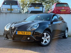 Alfa Romeo Giulietta - 1.4 T Sprint/PANO/CLIMA/NAVI/PDC/67694 KM/GOED ONDERHOUDEN/