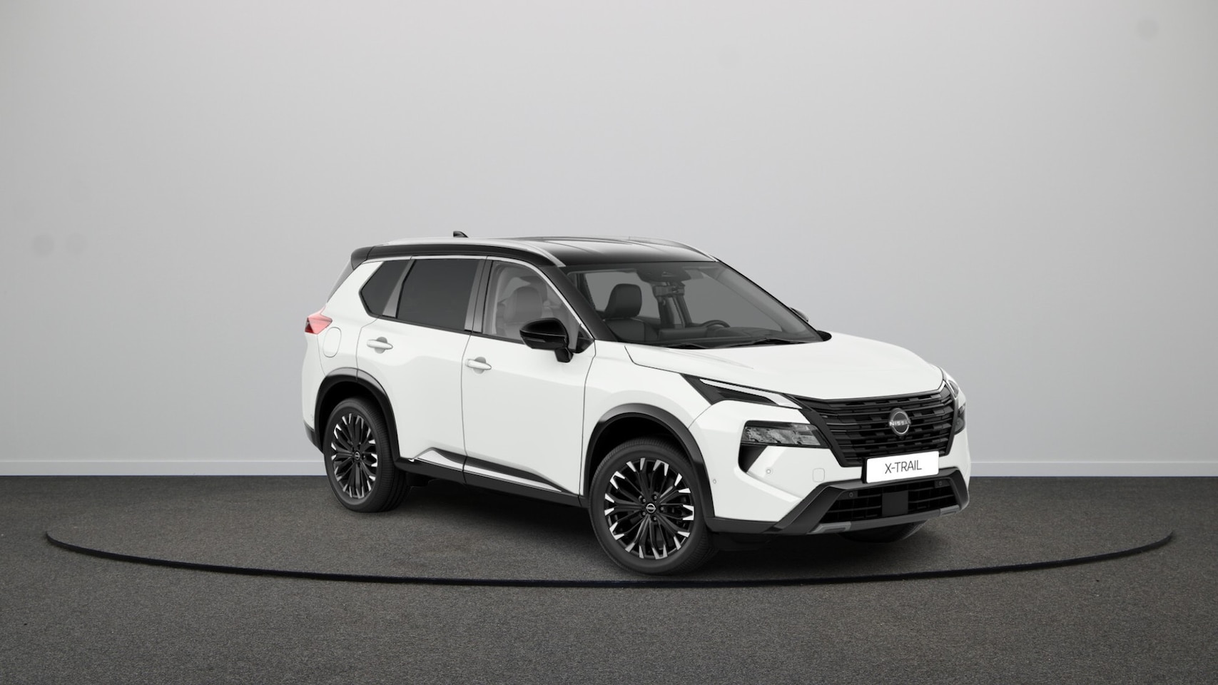 Nissan X-Trail - Tekna + Sun Pack e-Power | 12.3" NissanConnect Navigatie- en infotainmentsysteem | Achteru - AutoWereld.nl