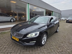 Volvo V60 - 2.4 D6 Twin Engine Summum|NAP|PDC|NAVI|