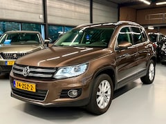 Volkswagen Tiguan - 2.0 TDI 4Motion DSG l Panorama l Led l Xenon l Clima