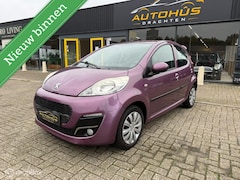 Peugeot 107 - 1.0 Urban Light airco navi 5drs 130100 km
