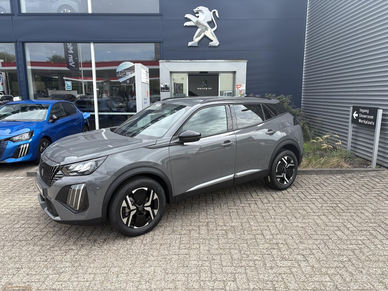 Peugeot 2008 - 1.2 Hybrid 145 GT | Navigatiesysteem | Camera | Apple Carplay/ Android Auto | - AutoWereld.nl