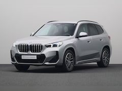 BMW X1 - xDrive25e | M-sport | Achteruitrijcamera | Comfort Access | M Adaptief onderstel | Sportst