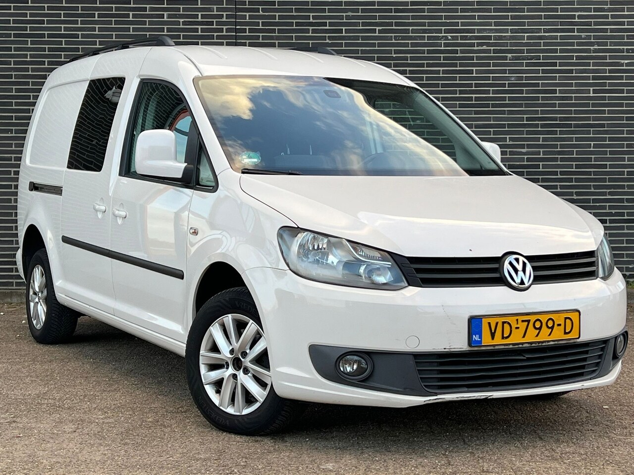 Volkswagen Caddy Maxi - 1.6 TDI DSG, Airco, Cruise! - AutoWereld.nl