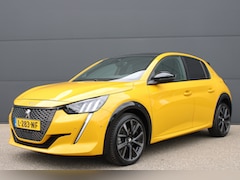 Peugeot 208 - 1.2 PureTech 130pk EAT8 GT Pack | Automaat | Navigatie | Camera | Alcantara | Stoelverwarm