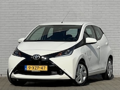 Toyota Aygo - 1.0 VVT-i X-Play Automaat 5-deurs | NL auto | Airco