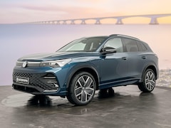Volkswagen Tiguan - R-Line Edition Plug in Hybride 272 pk Black Style Pakket