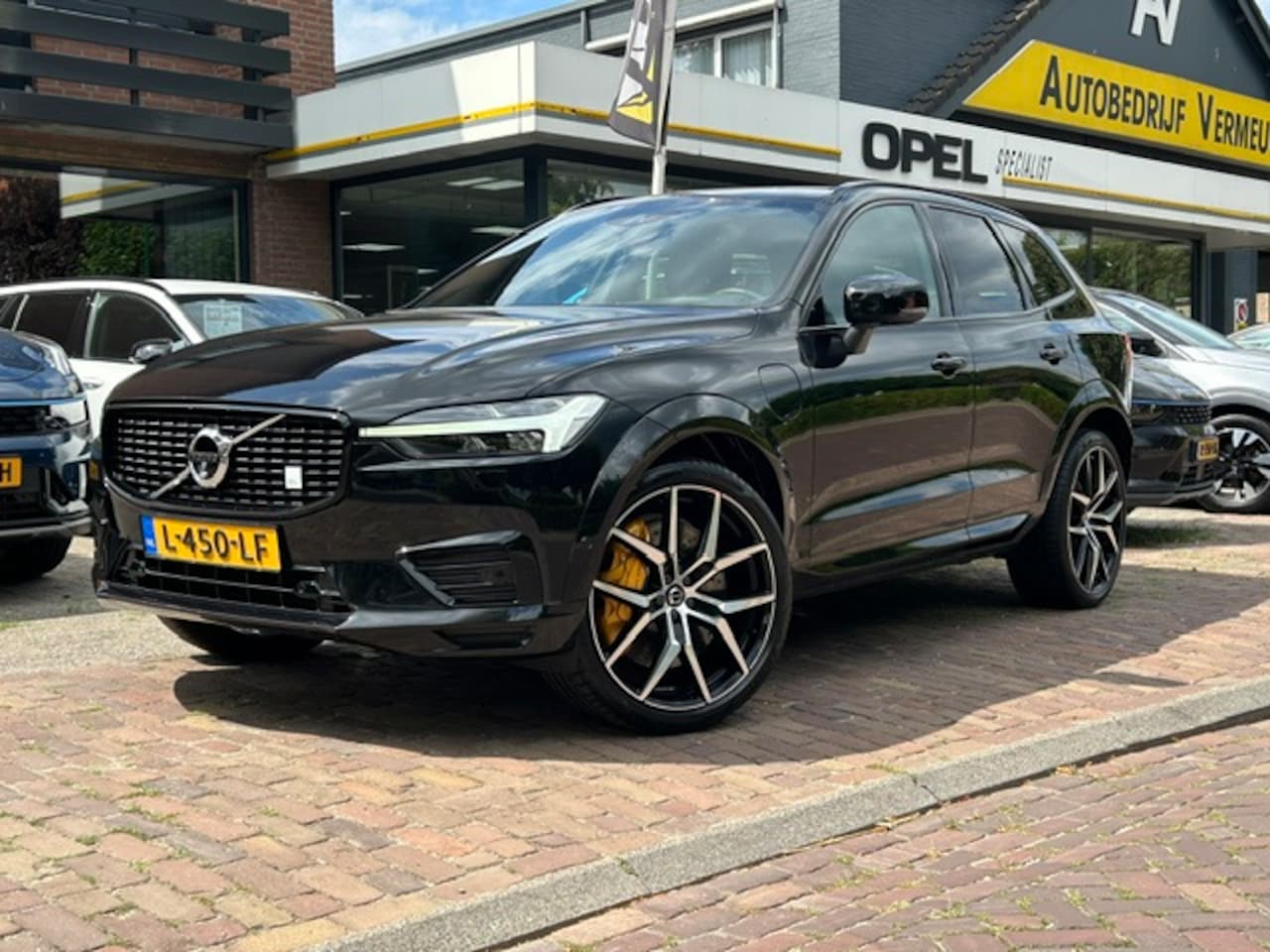 Volvo XC60 - T8 Plug-in Hybrid 406PK Polestar Engineered + 22"/ Navi/ Clima/ Ad.Cruise/ Pano/ B&W/ Came - AutoWereld.nl