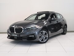 BMW 1-serie - 118i Executive Edition | Panoramadak | Sport line | AppleCarplay AndroidAuto | Navi |