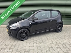 Volkswagen Up! - 1.0 high up Black|Airco|2x Sleutel|