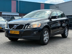Volvo XC60 - 2.4D Kinetic PANO/NAVI INRUILKOOPJE