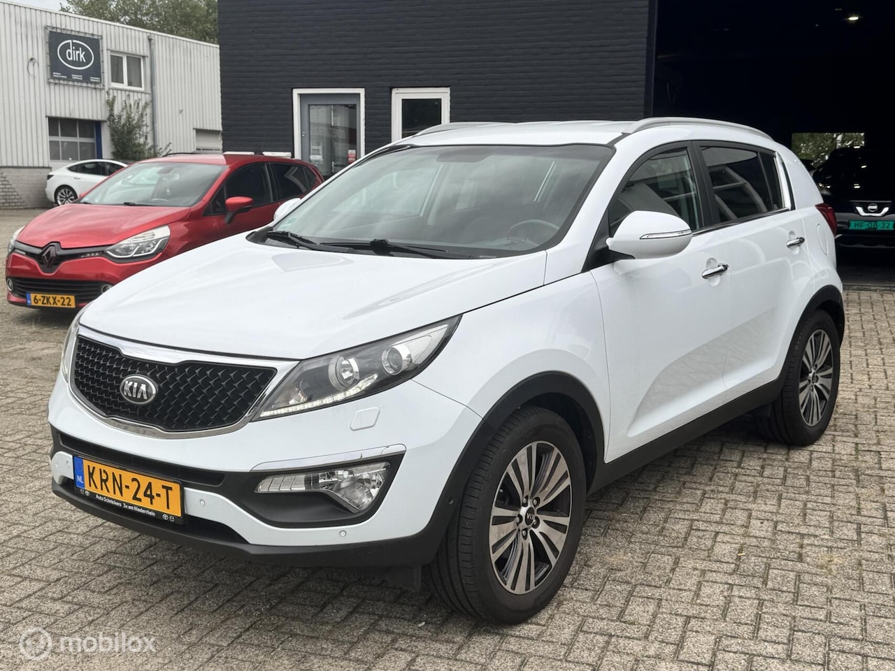 Kia Sportage - 2.0 SUPER PACK FULL OPTIONS 1e EIG IN NIEUWSTAAT - AutoWereld.nl