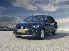 Volkswagen T-Roc - 1.5 TSI Sport Automaat | Climatronic | Adaptive Cruise Control | Achteruitrijcamera