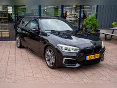 BMW 1-serie - M140i xDrive|Prijs incl.12 mnd garantie| M-pakket LMV NAV Carplay PDC Stoel/Stuur warming