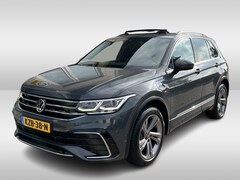Volkswagen Tiguan - 1.4 TSI eHybrid R-Line / AUTOMAAT/ PANO/ 2X R-LINE/ ACC/ PARK.SENSOR.V+A/ CAMERA/ APP-CONN