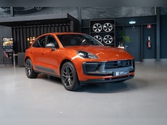 Porsche Macan - 2.0 T Km-stand (2022, NL) SportChrono, Luchtvering, adaptieve cruisecontrol, vol leder
