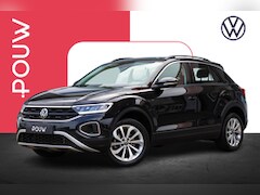 Volkswagen T-Roc - 1.5 TSI 150pk DSG Life Edition | Achteruitrijcamera | Stoelverwarming | Trekhaak