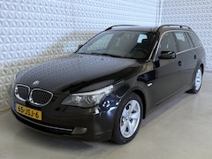 BMW 5-serie Touring - 523i in nette staat Facelift én 6-cilinder (2009)