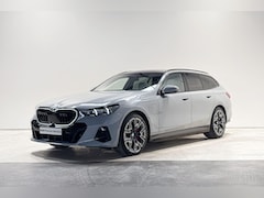 BMW 5-serie Touring - 550e xDrive - M-Sport Pro