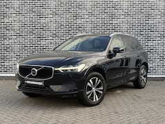 Volvo XC60 - 2.0 B5 AWD Momentum Pro | Parkeersensoren | Privacy Glas | Lichtmetalen Velgen | LED Kopla