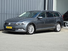 Volkswagen Passat Variant - 2.0 TSI Highline 211PK Automaat | El. Trekhaak | Camera | Leder | ergoComfort