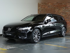 Volvo V60 - T8 Plug-in hybrid AWD Plus Dark | Semi-Electrische Wegklapbare Trekhaak | Panoramadak | 36