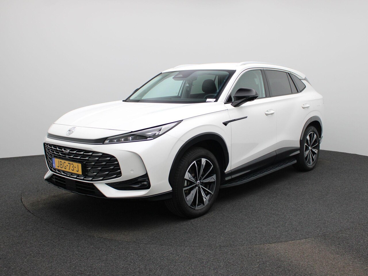 MG MG HS PHEV - 1.5 Aut. Luxury | 7 jaar fabrieksgarantie | 1e-Eig. | 100km Elektrisch | Navi | CarPlay | - AutoWereld.nl