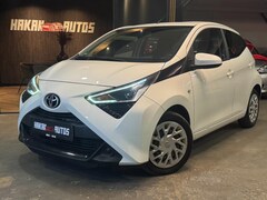 Toyota Aygo - 1.0 VVT-i x-play | Navi | Camera | Led