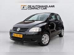 Volkswagen Fox - 1.2 Trendline | UNIEK SLECHTS 10.604 KM | ORIGINELE KM STAND | STUURBEKRACHTIGING |