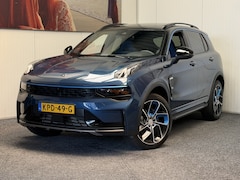 Lynk & Co 01 - 1.5 FACELIFT ZWARTE HEMEL 360 CAM PANORAMADAK FACELIFT ZWARTE HEMEL ROLHOES 360 CAMERA ADA