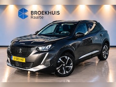Peugeot 2008 - 1.2 PureTech Allure | Achterbank in delen neerklapbaar | Achteruitrijcamera | Airco (autom