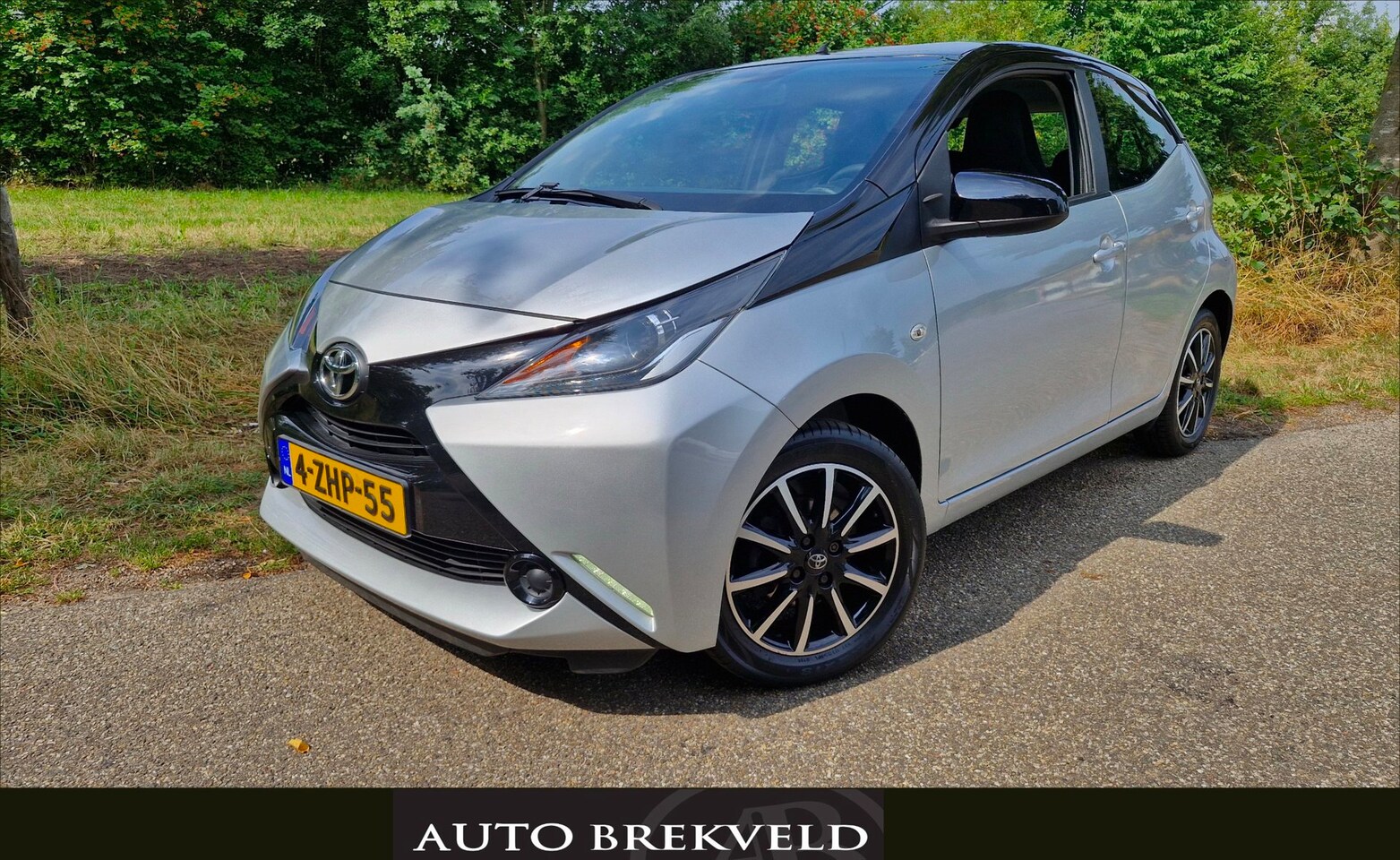 Toyota Aygo - 1.0 VVT-i x-play 69PK | Rijklaar | Camera | Cruise | Elektrisch pakket | Airco | LMV | NAP - AutoWereld.nl