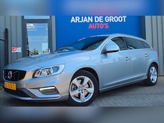 Volvo V60 - 1.5 T3 R- Design Navi Trekhaak Uniek NAP