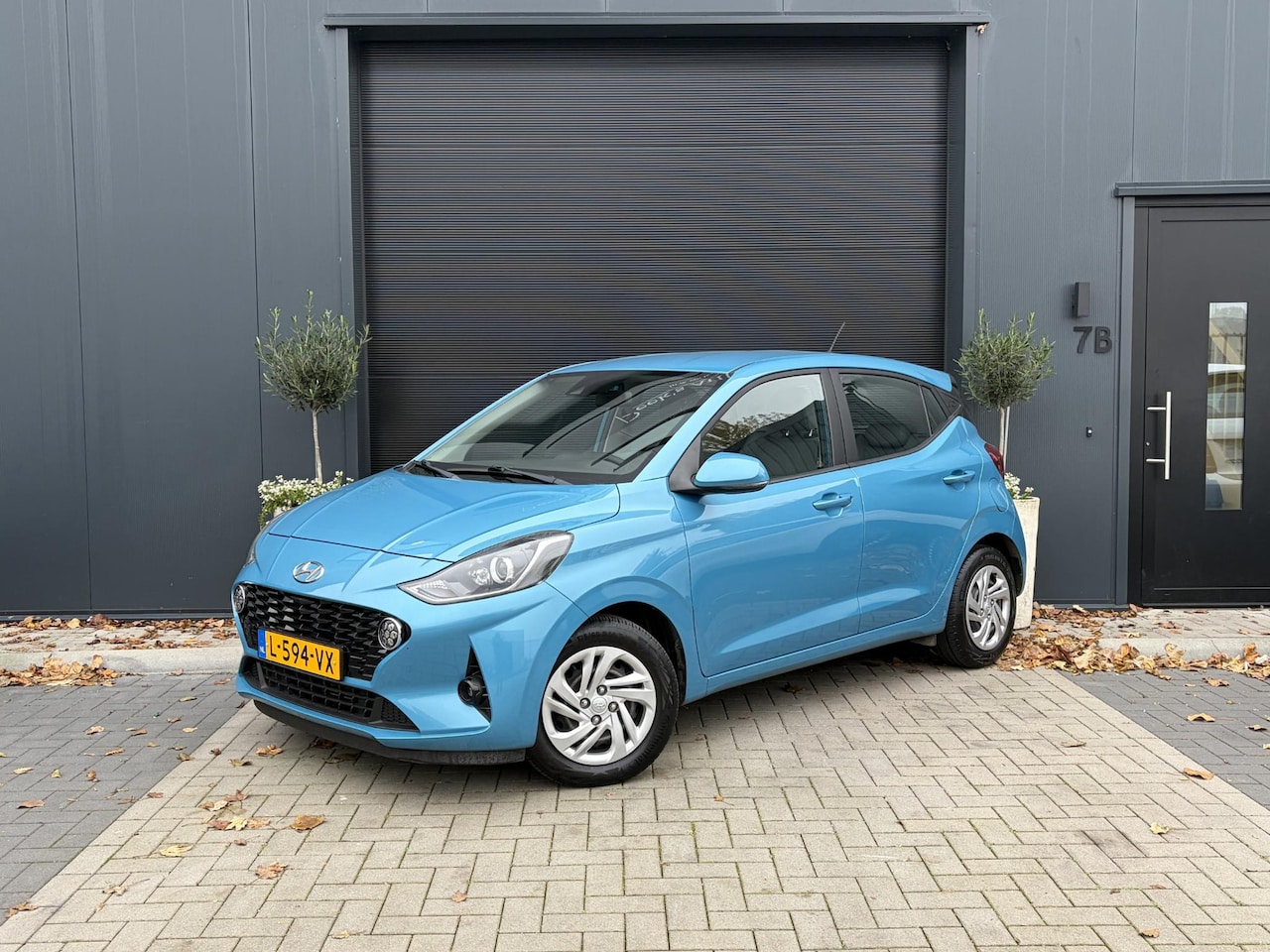 Hyundai i10 - 1.0 Premium | Climate | Cruise | Camera | Apple CarPlay | 1e Eigenaar | Bomvol opties | To - AutoWereld.nl