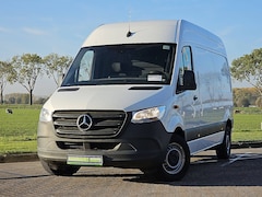Mercedes-Benz Sprinter - 215 L2H2 FWD Airco 3 Zits BPM Vrij Radio Euro6 150 PK